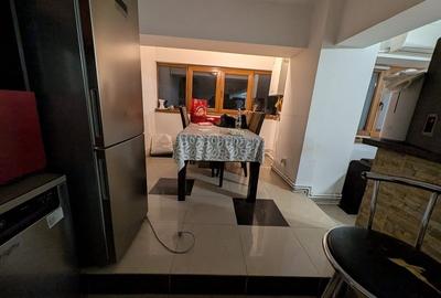 Apartament cu 3 camere decomandat în Semicentral - 2