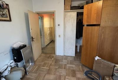 Apartament cu 3 camere semidecomandat în Sud - 15