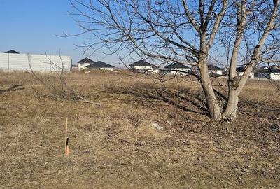 Teren de 1200 mp, în Central - 2