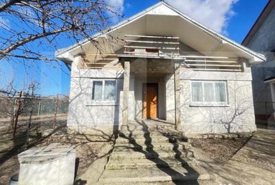 Casă cu 3 camere în Central - 7