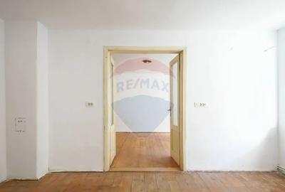 Casă cu 5 camere cu Teren 1188 Mp în Turcheș - 11