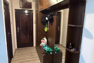 Garsonieră decomandată, mobilată în Rovine - 7