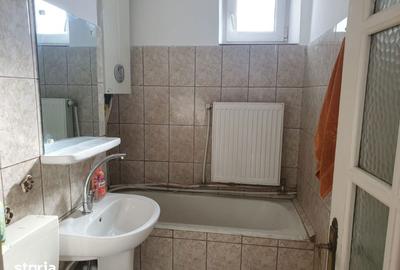 Spațiu comercial, de 37.99 mp, în Decebal - 3
