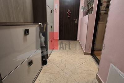 Apartament cu 3 camere semidecomandat în Crângași - 14