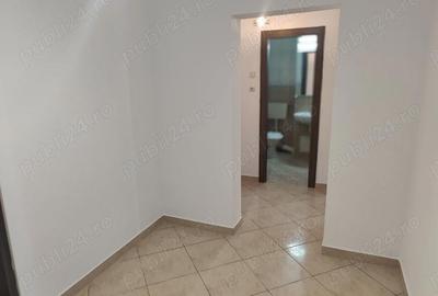 Apartament cu 3 camere decomandat în Central - 4