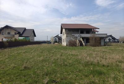 Casă individuală cu 5 camere cu Teren 1700 Mp în Moara - 1