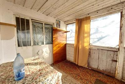 Casă cu 6 camere cu Teren 465 Mp în Cochirleanca