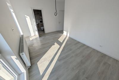 Casă individuală cu 4 camere cu Canalizare în Tunari - 14