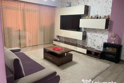 Casă cu 5 camere cu Teren 300 Mp în Central - 1
