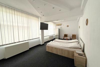 Spațiu comercial, de 1,441 mp, în Central - 1