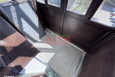 Apartament cu 4 camere decomandat în Crișan - 11