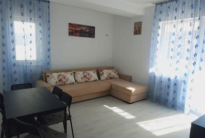 Apartament cu 2 camere decomandat în Roșu