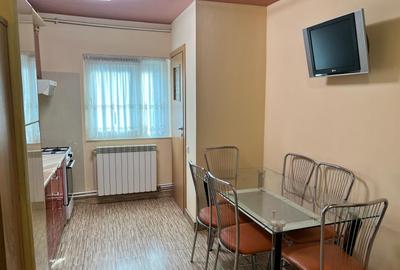 Apartament cu 3 camere semidecomandat, mobilat în Spitalul Județean - 1