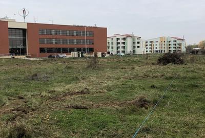 Teren de 2400 mp, în Nord - 5