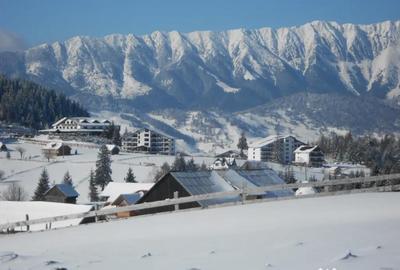 Teren de 5200 mp, în Fundata - 5