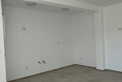 Apartament NR.32 în șițe nr.35- CU GRADINA - Parter - Curtea Interioara 2 - 3