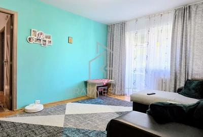 Apartament 3 camere, semidecomandat, mobilat, balcon, Aleea Borșa - 6