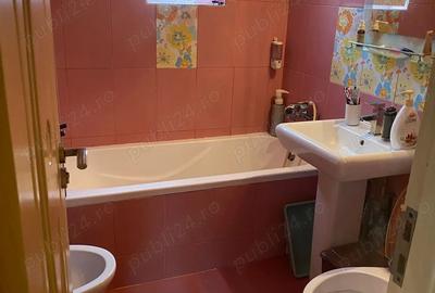 Inchiriez ap.3 camere - 2