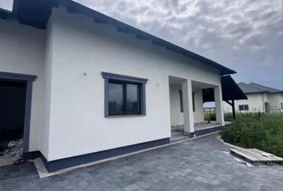 Casă cu 5 camere cu Teren 800 Mp în Horodnic - 15