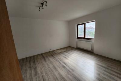 Apartament cu 2 camere decomandat în Central - 5