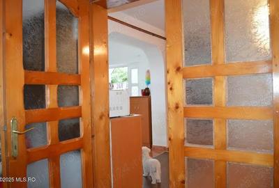 Stefanesti - Izvorani, casa 3 camere, teren 250 mp, beci! - 2