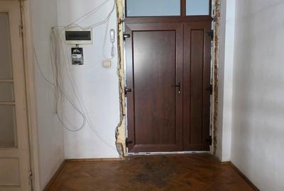 Piata Unirii, pe Bibescu Voda, 3 minute metrou, etajul 1 - 8