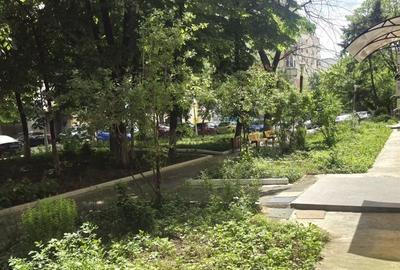 Apartament cu 2 camere semidecomandat în Iancului