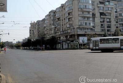 VANZARE SPATIU COMERCIAL BD. CORNELIU COPOSU - 1