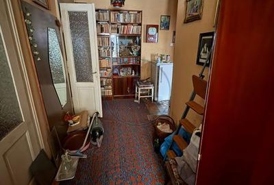 Casă cu 8 camere cu Teren 3488 Mp în Ultracentral - 1