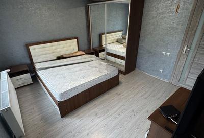 Casă cu 8 camere cu Teren 2800 Mp în Milcoiu - 7