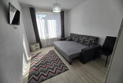Apartament cu 2 camere decomandat, mobilat în Tractorul - 2