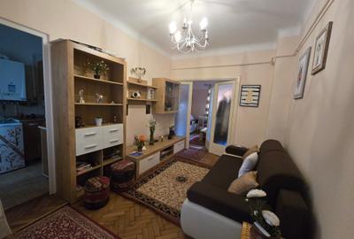 Apartament cu 2 camere semidecomandat, mobilat în Ștefan cel Mare