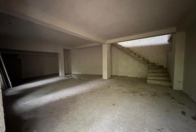 OPORTUNITATE ! Ultracentral casa individuala cu teren mare in proprietate ! - 2