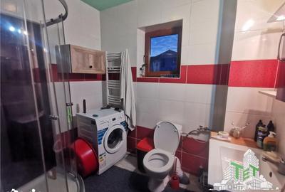 Casă cu 5 camere cu Teren 527 Mp în Joița - 8