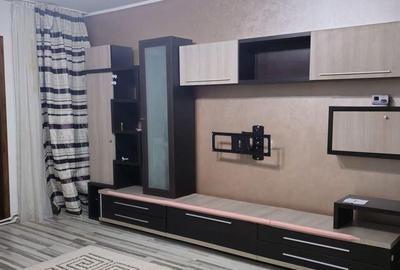 De inchiriat Apartament 3 camere, 85 mp, partial mobilat - 1