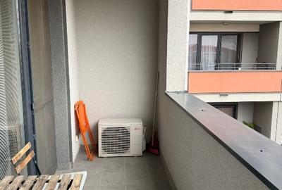 Proprietar, inchiriez apartament cu 2 camere - 13