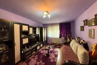 Apartament  2 camere, decomandat, etaj 1, zona Liceul de Muzica Apartament  2 camere, decomandat, etaj 1, zona Liceul de Muzica - 2