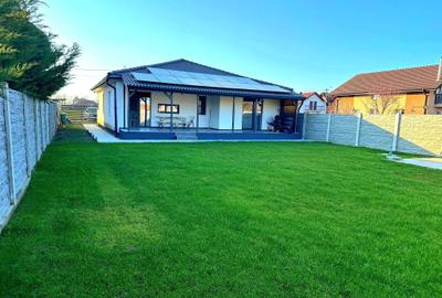 Casă cu 4 camere decomandat în Zimandcuz - 6