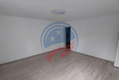 Casa cu 3 camere in zona Centrala Casa cu 3 camere in zona Centrala - 3