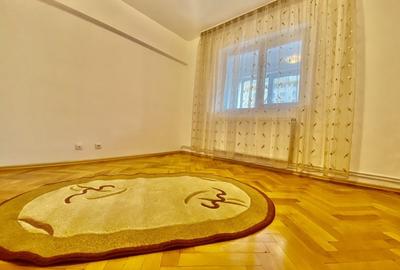 Închiriere apartament cu 3 camere, calea Bucuresti - 12