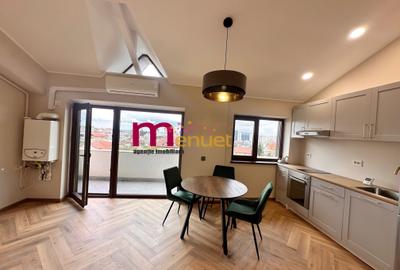 Apartament cu 2 camere decomandat în Central