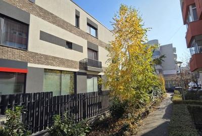 Spatiu comercial, 100 mp, 2 parcari, Intre Lacuri - Iulius Mall - 3