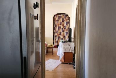 Apartament cu 3 camere semidecomandat în Central - 3