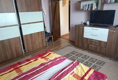 Casă cu 5 camere cu Teren 1000 Mp în Luna - 7