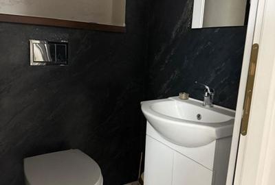 Spațiu comercial, de 102 mp, în Central