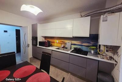 Apartament cu 3 camere decomandat în Valea Lupului - 5