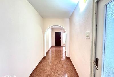 Apartament cu 3 camere decomandat în Siderurgiștilor - 12