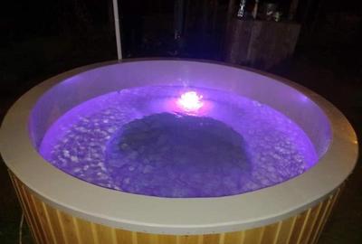 FILM! Resedinte montane,mobilate,echipate, jacuzzi,piscina,pretios areal,Sambata - 17