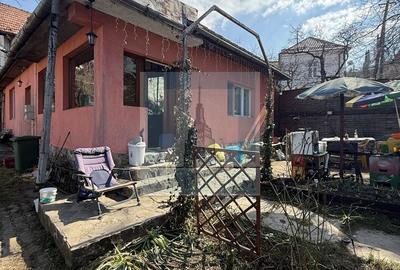 Apartament cu 3 camere decomandat în Centrul Istoric - 8