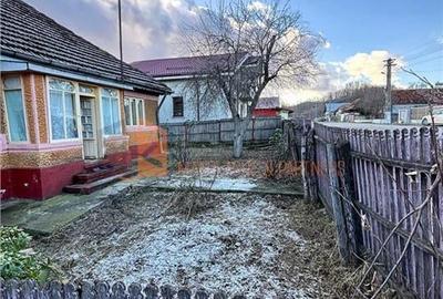 Casa tip parter zona Padurenii, com. Tisau - 3